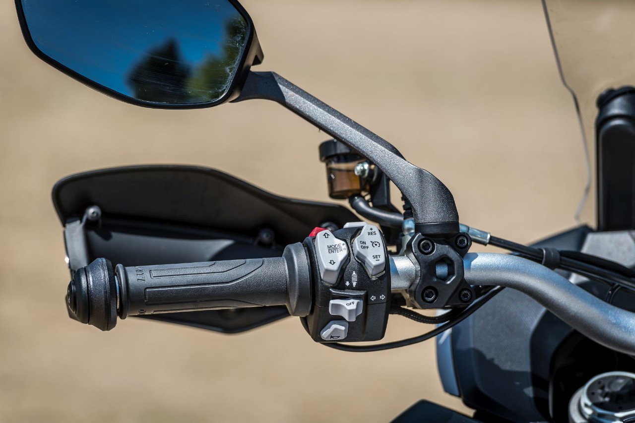 Ducati Multistrada 950 S - Kawasaki Versys SE Gran Tourer: fun touring